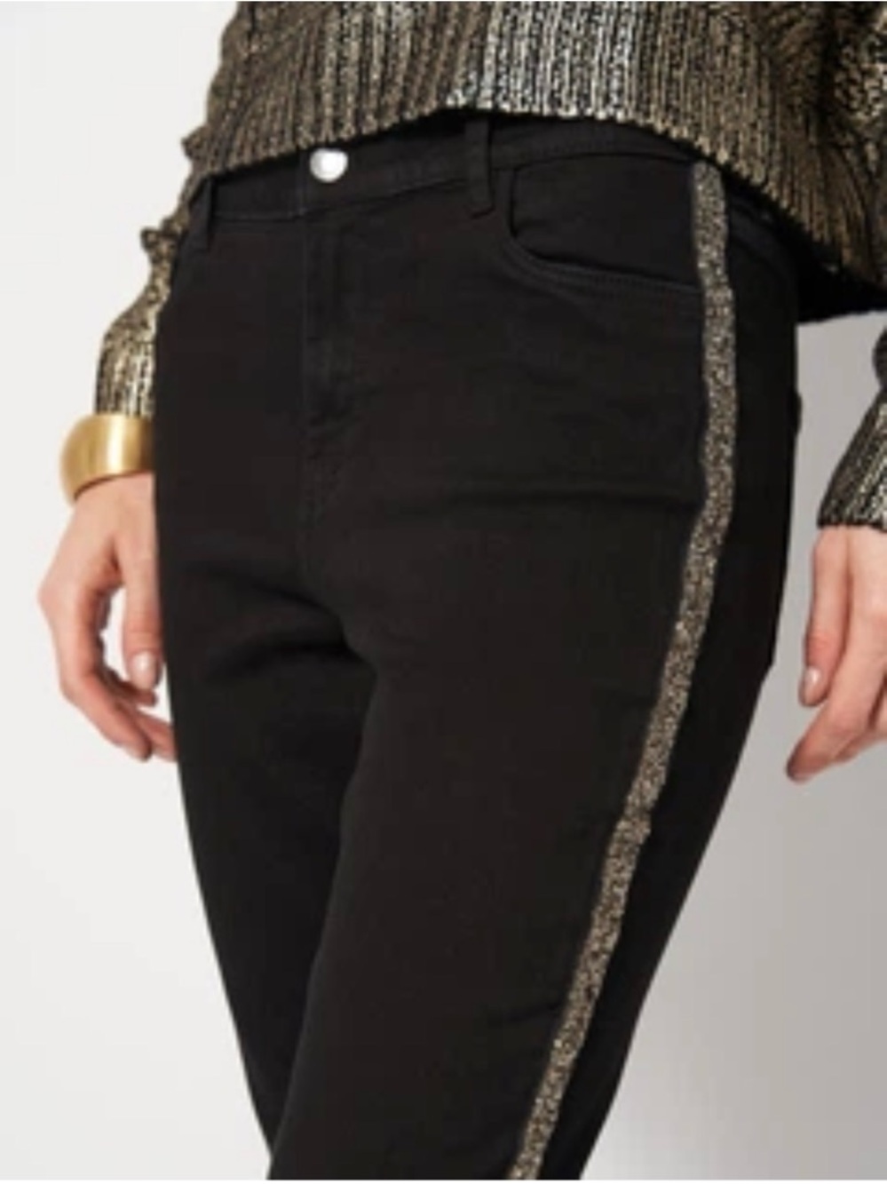 Zara Black Women's Jeans with Gold Side Stripe size 10 waist 15” rise 9.5” L27”
